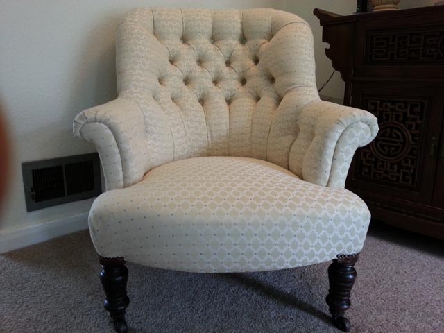 Rennovated classic arm chair